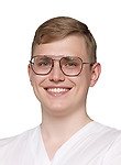 Максюков Дмитрий Станиславович, Стоматолог-хирург